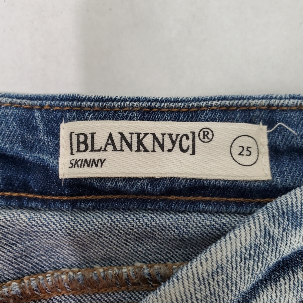 NWT Blank NYC Frayed Skinny Jeans Raw Hem Fray for Days Size 25 Boho - Picture 12 of 14